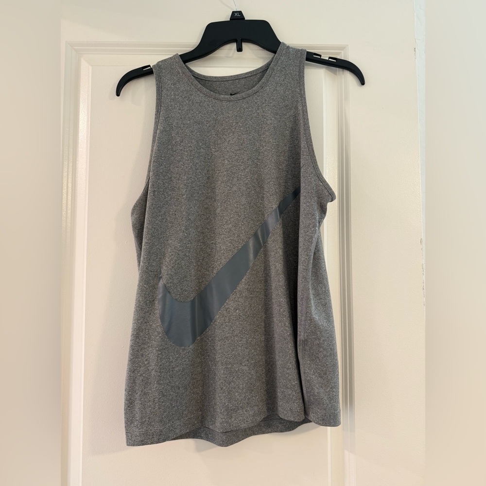 Nike Women's Gray Tank Top